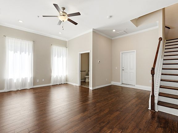 5th image of 2031 Tollgate Blvd