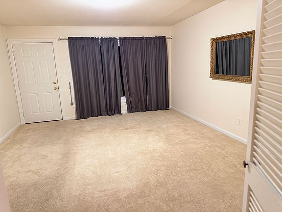 4th image of 2942 Christie Pl