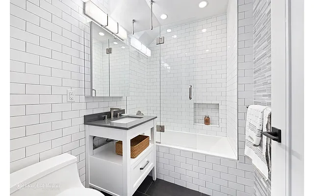 Sold by Douglas Elliman | media 20