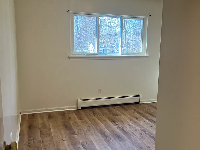 Presidents Village Apartments — Photo 23