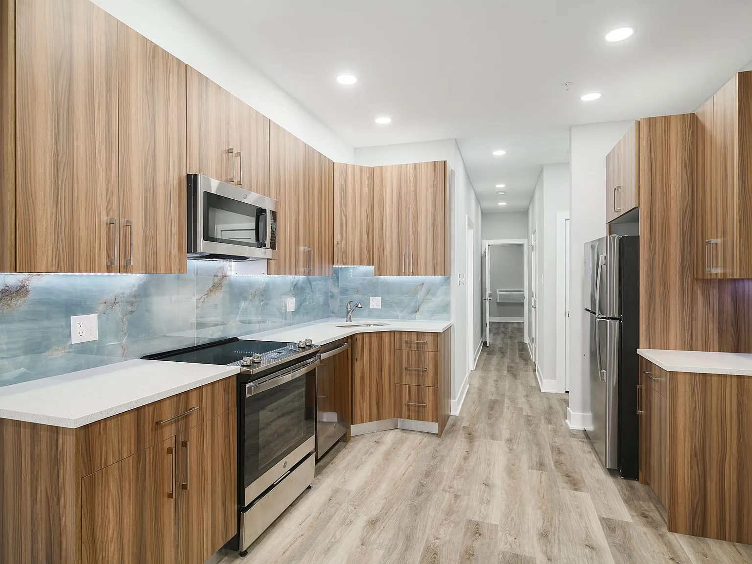 1 bed, 650 sqft, $1,195 — Photo 1