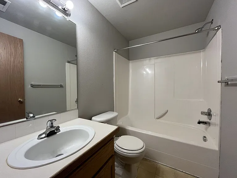 3810 SE 117th Pl — Photo 32