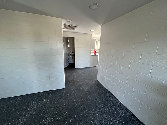 5th image of 1540 W Desert Cove Ave #B