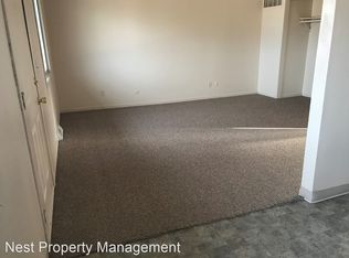 402 Betsy Ross Pl APT 5, Davenport, IA 52806