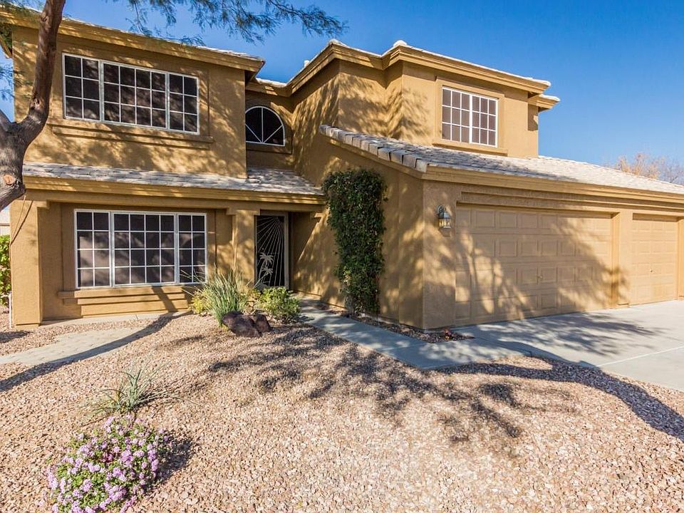 1st image of 12706 W Canterbury Cir