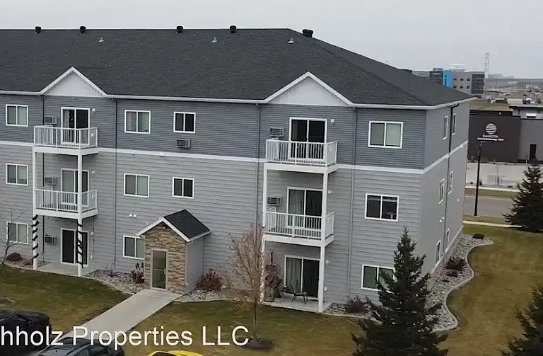 West Ridge — Photo 1