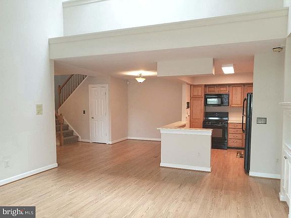 4th image of 11021 Folksie Ct APT 304