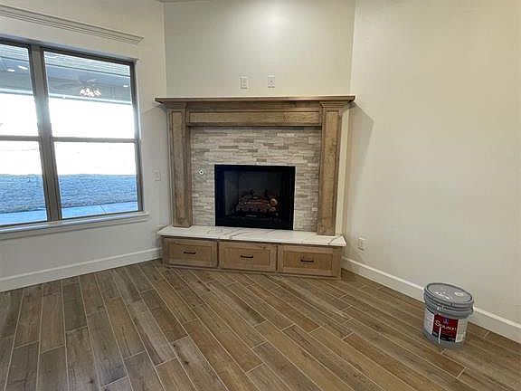 2nd image of 2841 Dalewood Pl