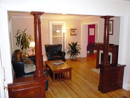 Formal Living Room w Fire Place