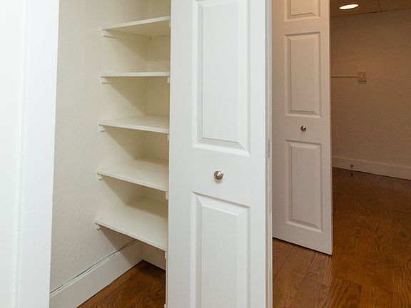 4th image of 1298 Sacramento St APT 11