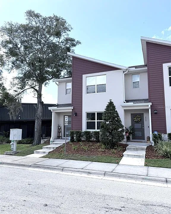 204 E Palmetto Ave