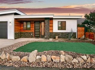 1609 NW Oceania Dr, Waldport, OR 97394