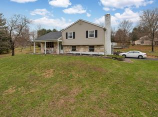 808 Price Rd, Harleysville, PA 19438