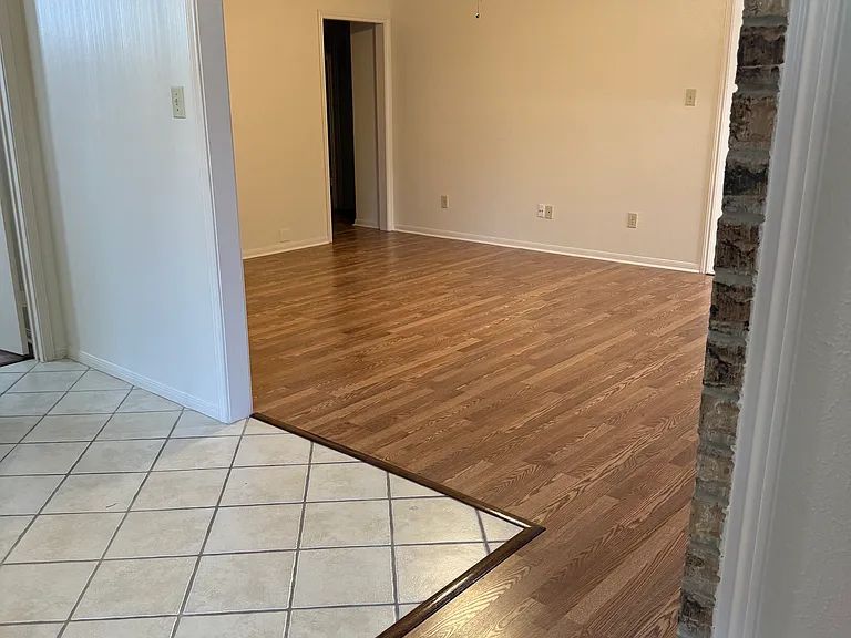 12922 Chandler Dr — Photo 6