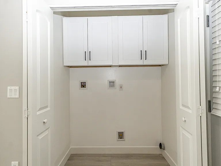 5671 Kingman Ave #B — Photo 10
