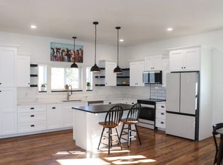 115 4th Ave SW, Choteau, MT 59422