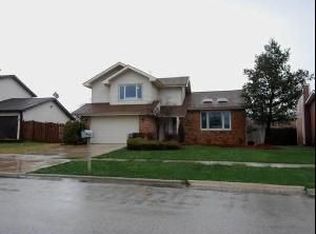 58 White Oaks Rd, Matteson, IL 60443