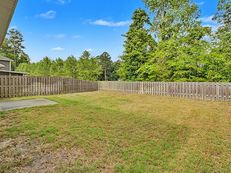 785 Fairview Cir — Photo 30