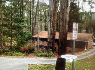 2717 Headland Dr, East Pt, GA 30344