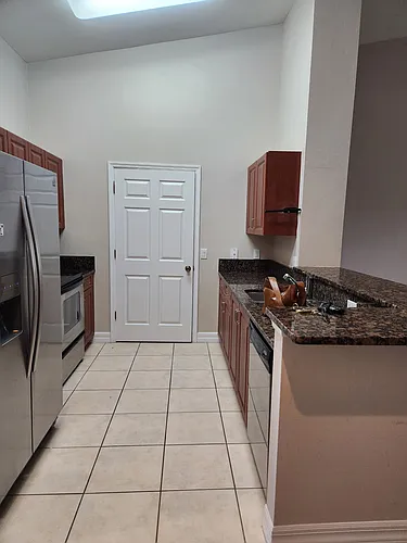 8521 Oakshade Cir #422 Photo 1
