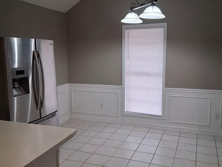 120 Woods Edge Dr — Photo 4