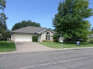 1017 December Dr, Hewitt, TX 76643