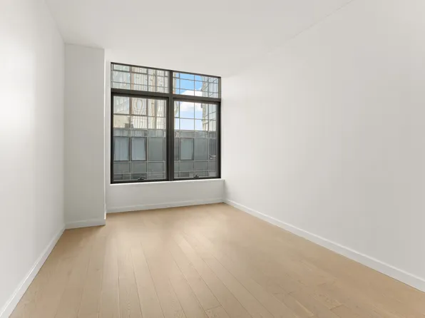 3 Court Square image 1 of 16