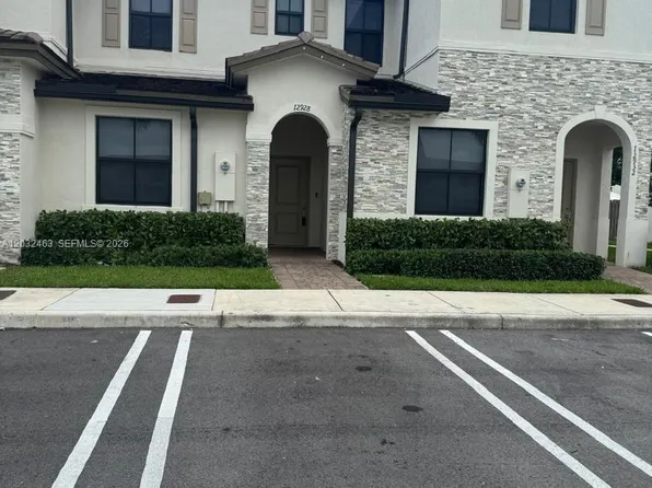 12920 SW 232nd Ter, Homestead, FL 33032