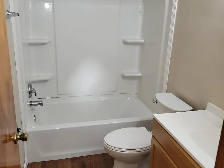 214 Greenside Ave #4 — Photo 8