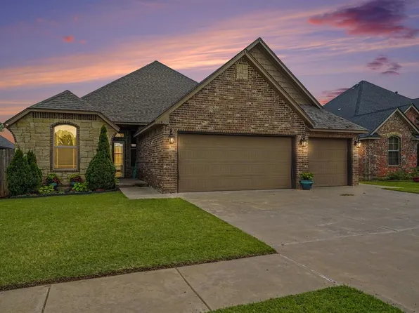 11920 SW 18th St, Yukon, OK 73099
