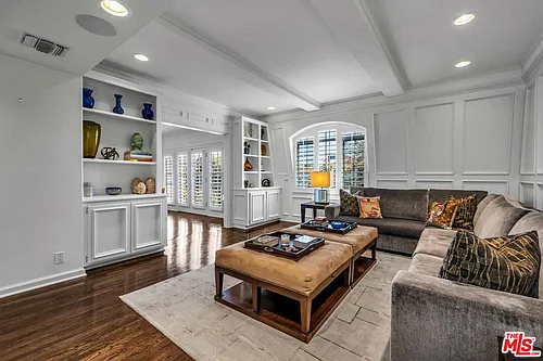 11745 Montana Ave #301 Photo 1