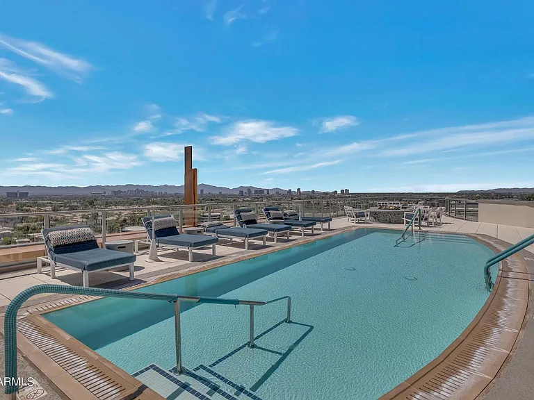 2211 E Camelback Rd #604 — Photo 43