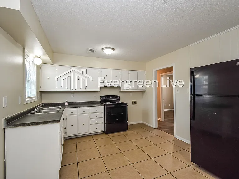 4998 Cedar View Rd — Photo 6