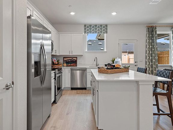 6th image of this home