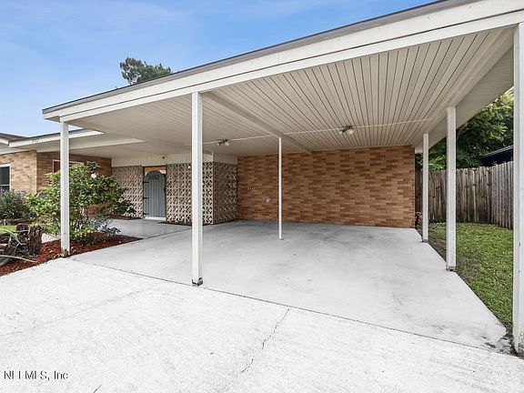 4th image of 8402 SANLANDO Avenue