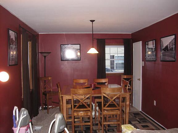 4th image of 43 Amherst Dr
