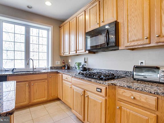 3rd image of 8054 Paper Birch Dr