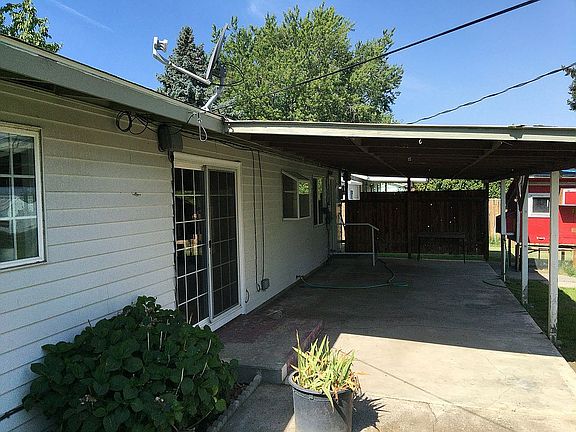 4th image of 1958 W 12th Ave
