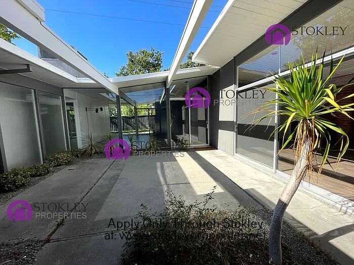 4 bed, 2.0 bath, 1663 sqft, $4,595 — Photo 2
