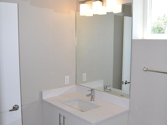 4th image of 2360 S University Blvd #312