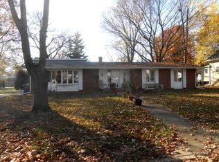 755 W Jackson St, Morris, IL 60450
