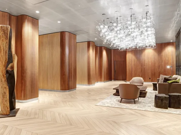 252 7th Avenue image 12 of 16