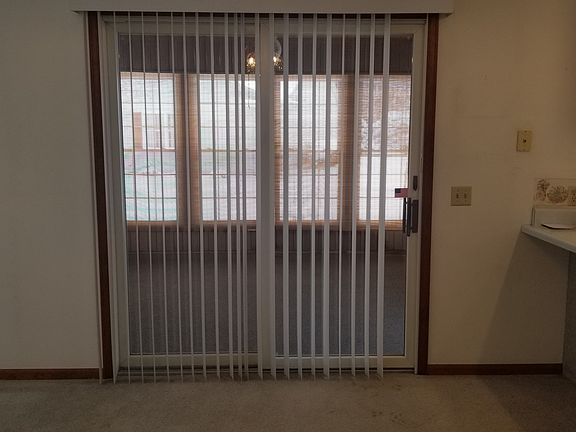 slider to 3 season room