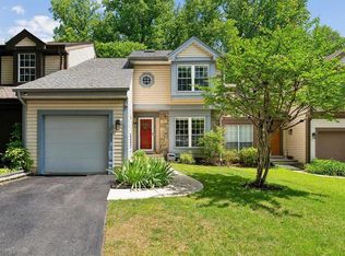 25 Tivoli Lake Ct, Silver Spring, MD 20906