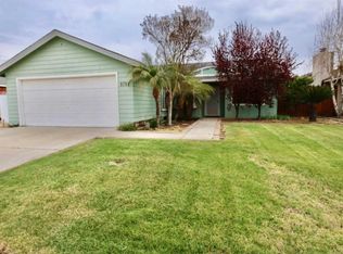 9794 N Douglas Ave, Delhi, CA 95315