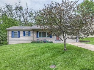 6133 Glenwood St, Mission, KS 66202