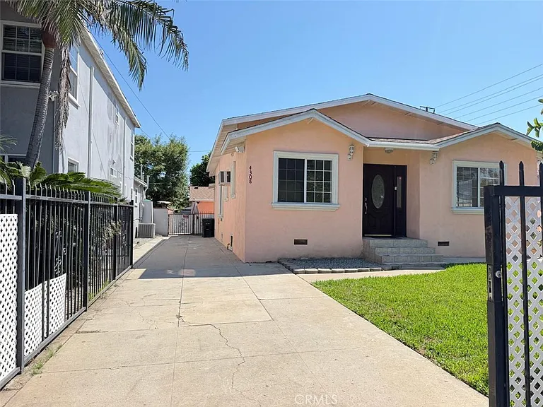 4308 E 57th St — Photo 21