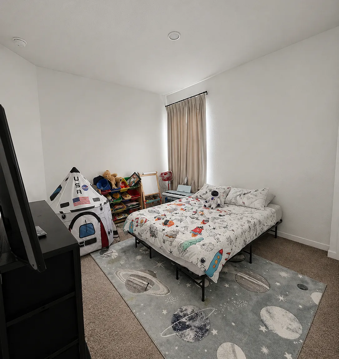 4 bed, 1910 sqft, $1,900 — Photo 4