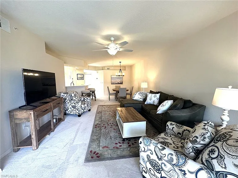 6816 Satinleaf Rd S #102 — Photo 8