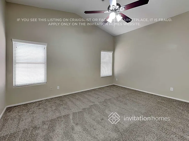 13383 W Watson Ln — Photo 9